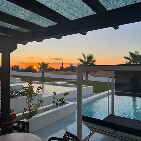 Villa Roza 2 *